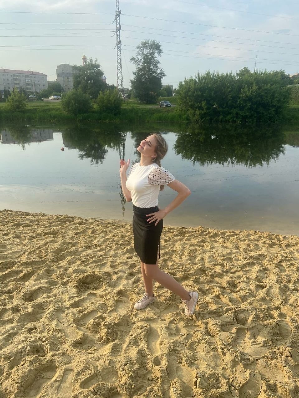 Взрослая Анастасия
